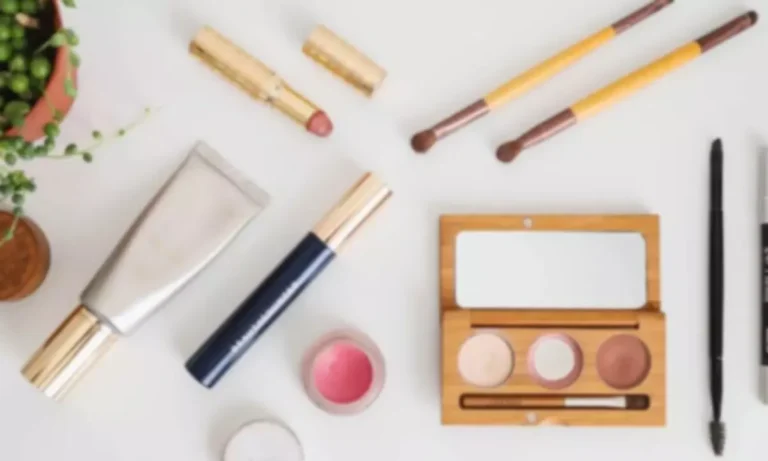 Makeup Mistakes Women Should Avoid for a Natural Look