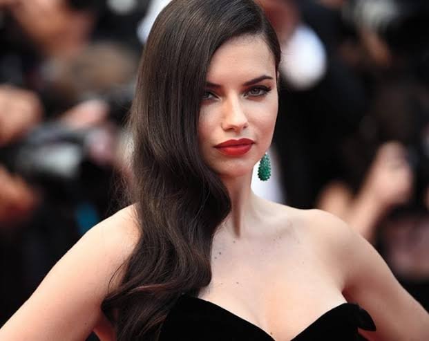 Adriana Lima’s Career Timeline: From Teenage Model to Global Supermodel Adriana Lima's Career Timeline | From Teen Model to Supermodel